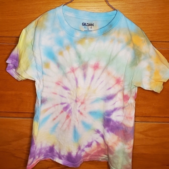 Handmade Tie Dye Shirt Size S - Picture 2 of 4